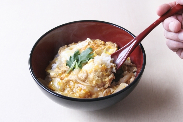 玉子丼　650円